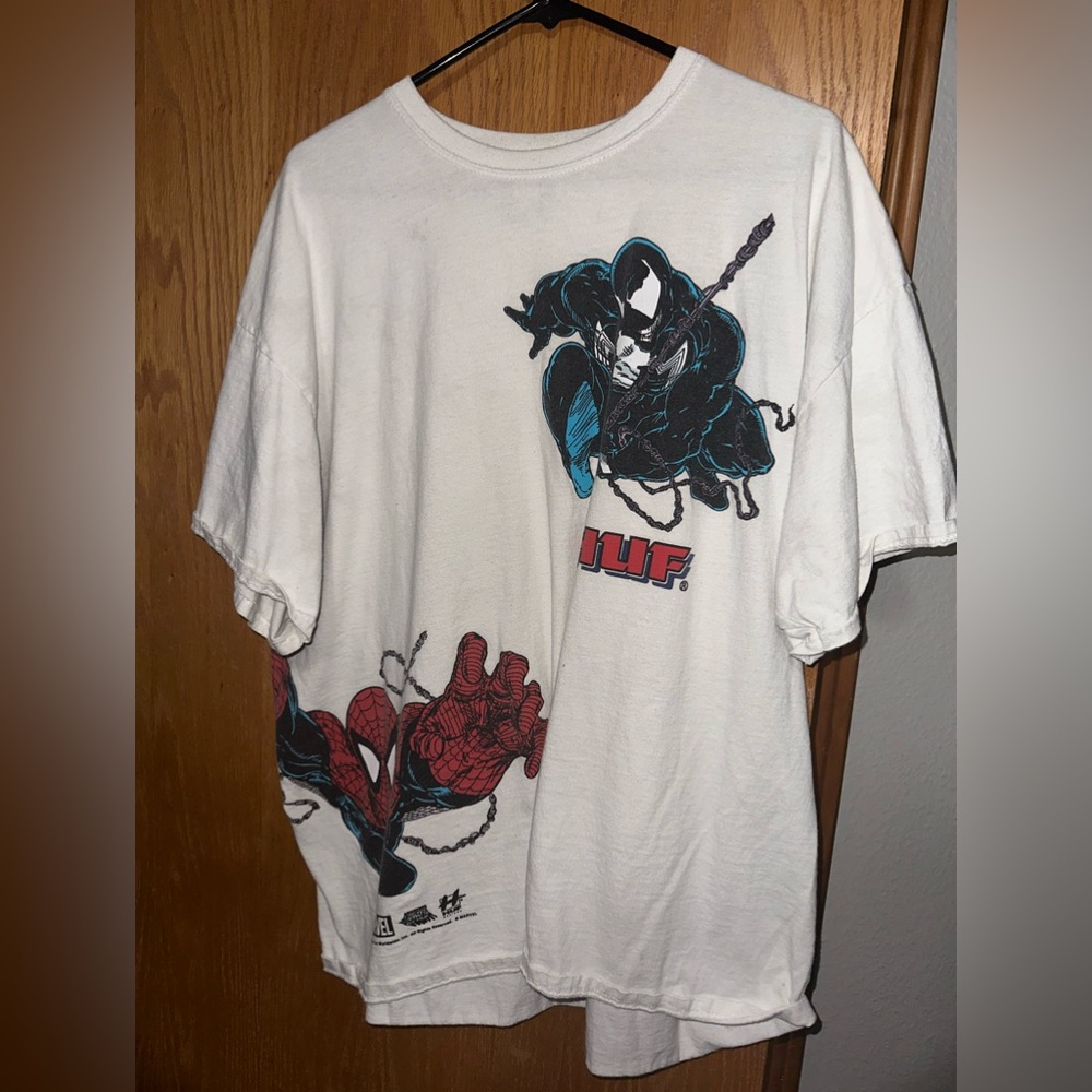 Huf Spider-Man/Venom tee
